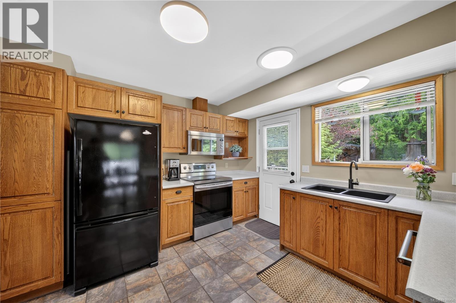 1751 Burnham Rd - 13