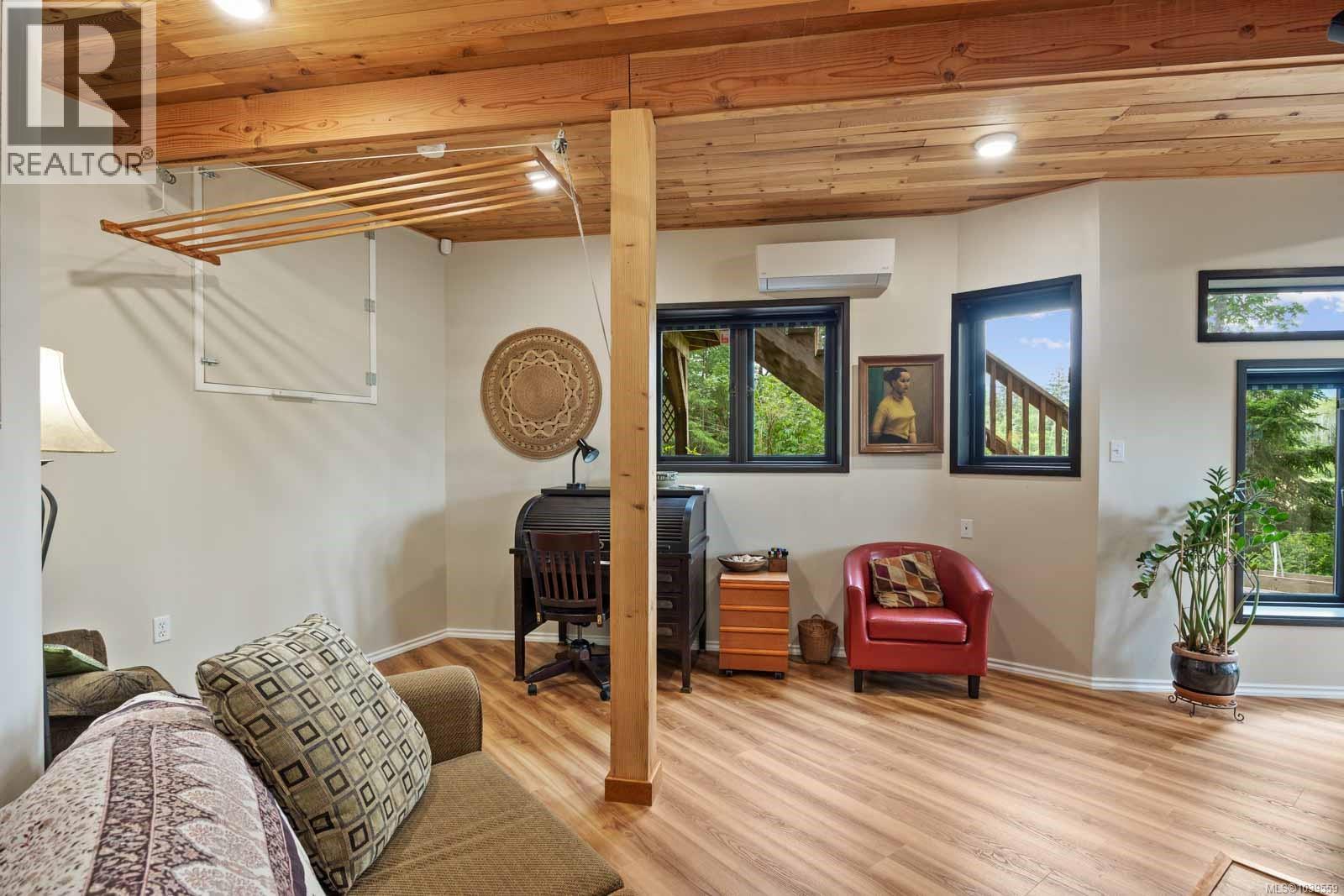 7727 Tozer Rd - 15