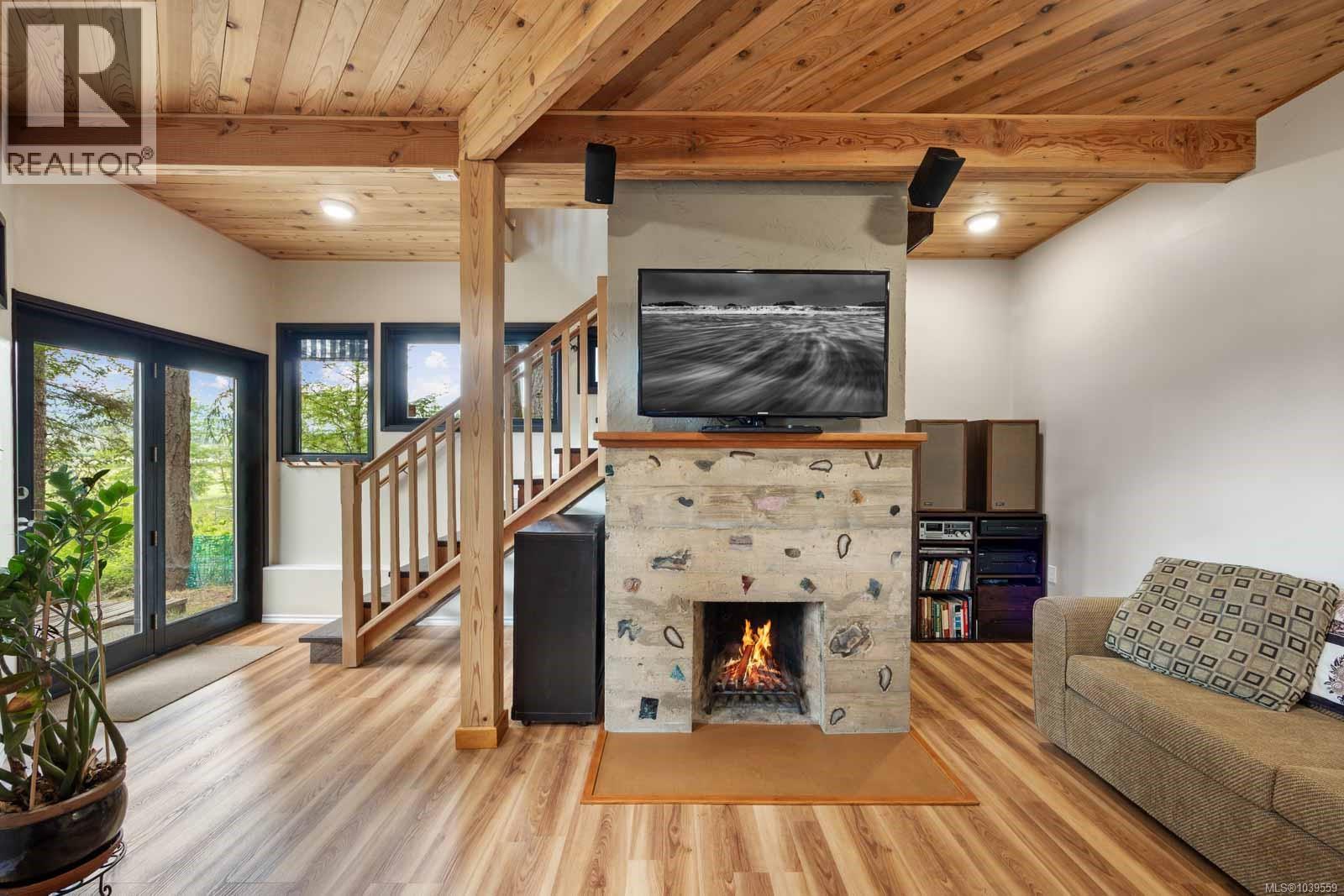 7727 Tozer Rd - 14