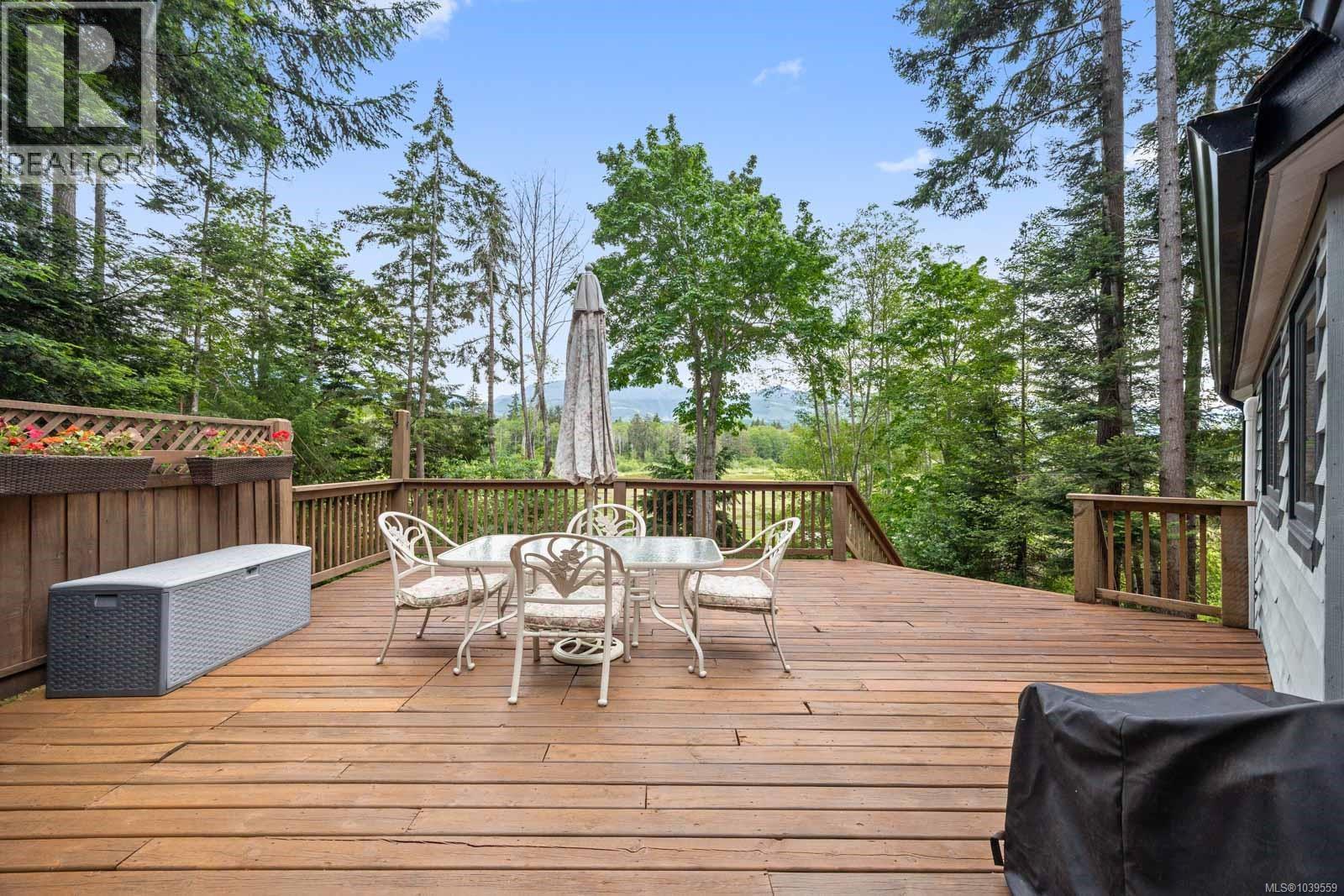 7727 Tozer Rd - 18