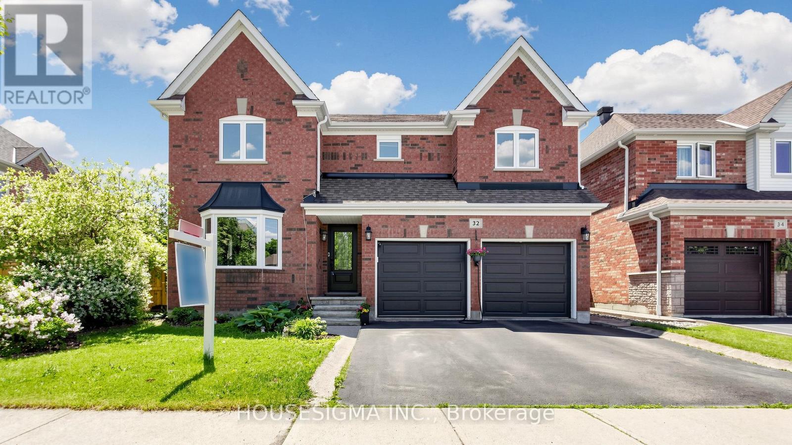 32 WILLOUGHBY WAY - 1
