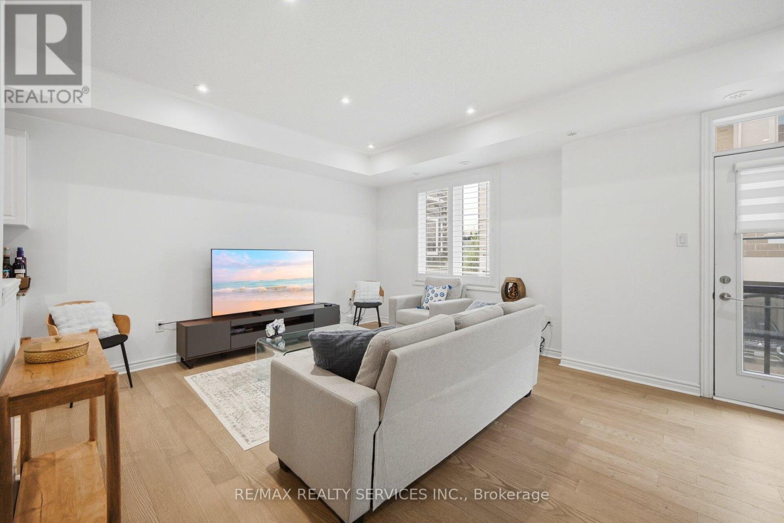 #48 65 ARMDALE ROAD - Image 13
