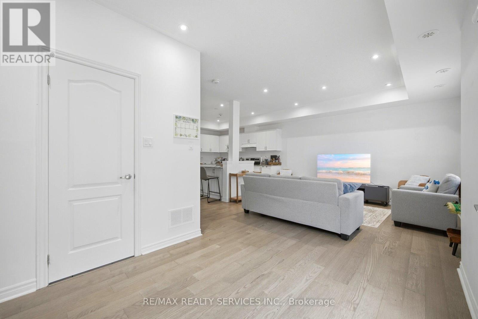 #48 65 ARMDALE ROAD - Image 19