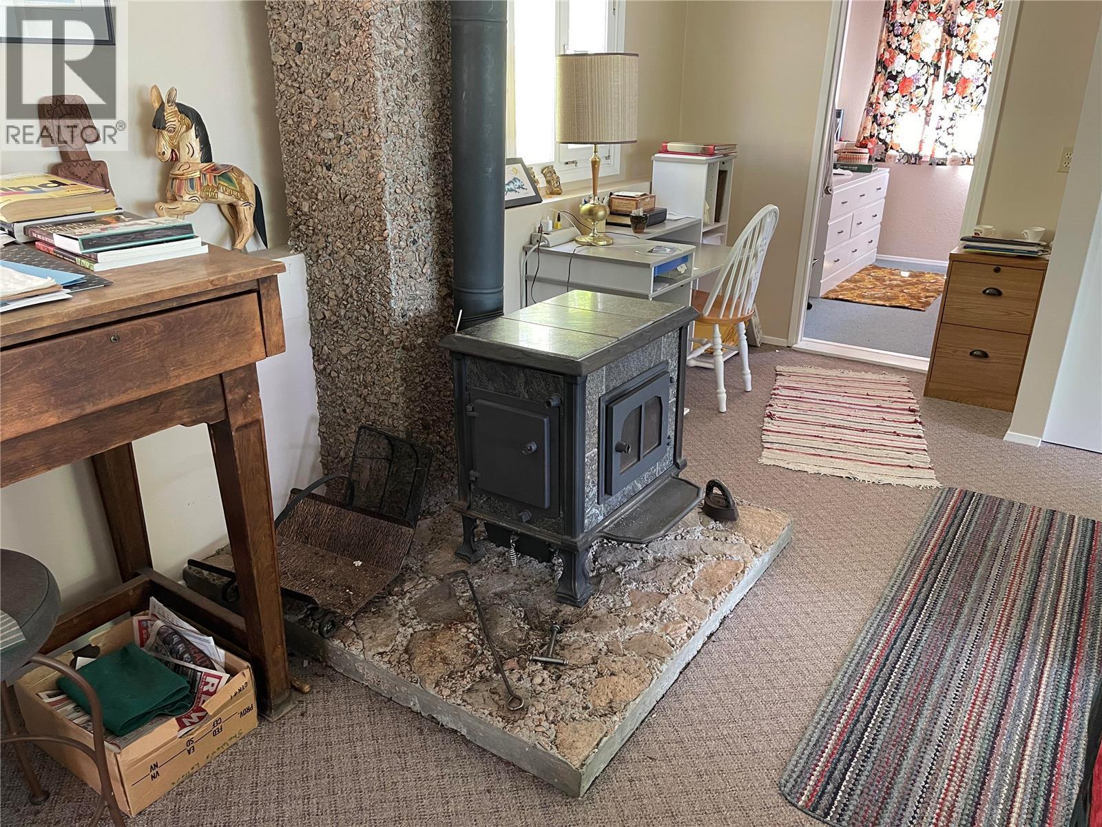 110 Russell Road - 34