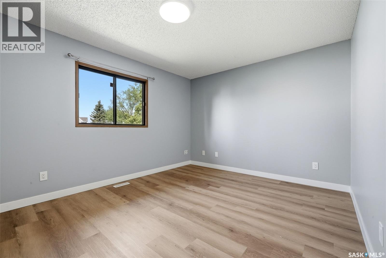 6463 Rochdale BOULEVARD — photo 16