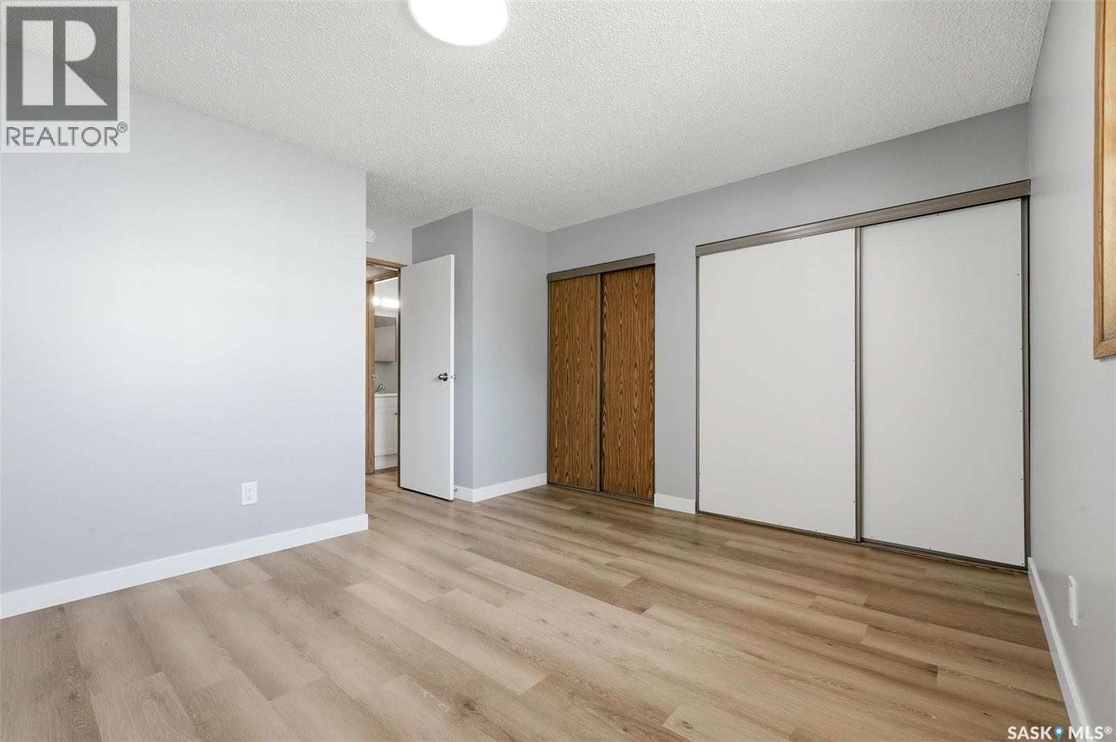 6463 Rochdale BOULEVARD — photo 17