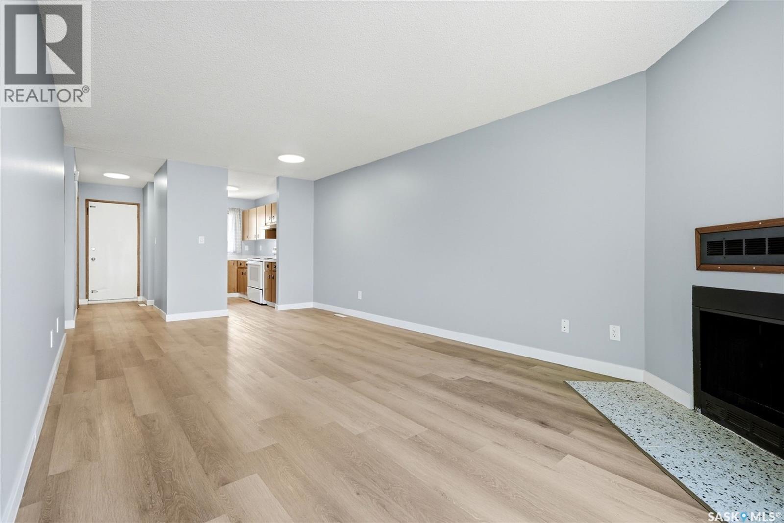 6463 Rochdale BOULEVARD — photo 9