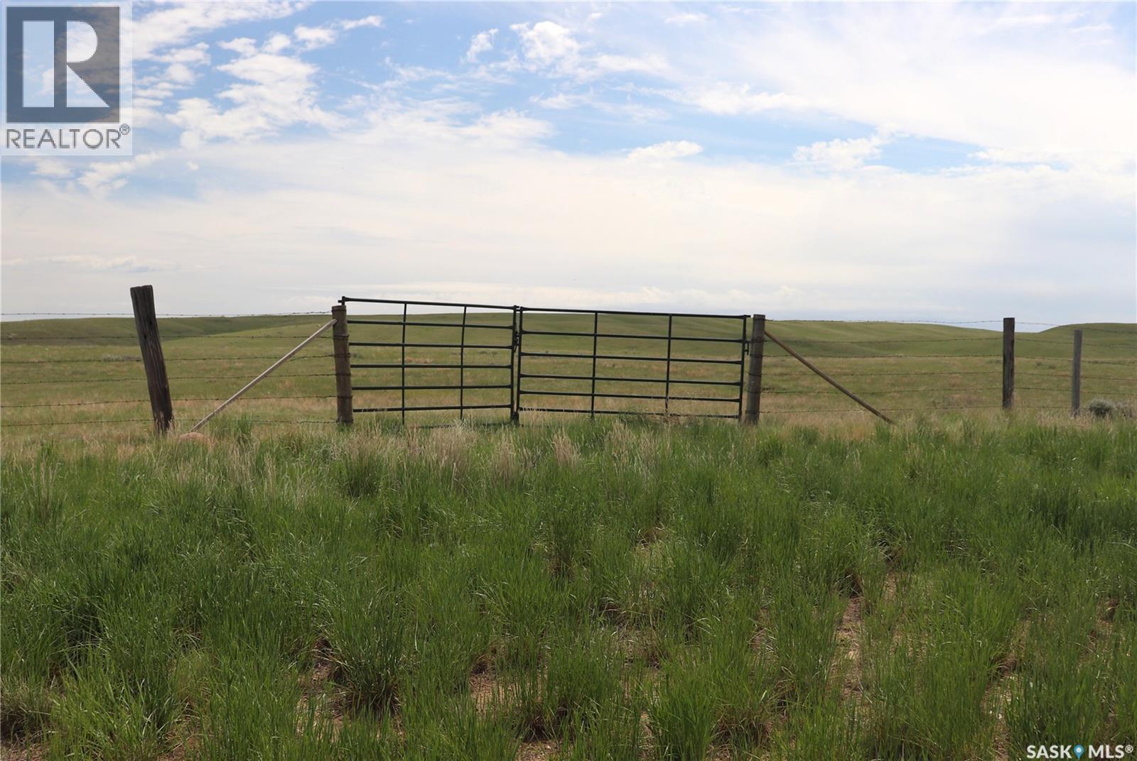 925 Acres Pasture Near Admiral — photo 14