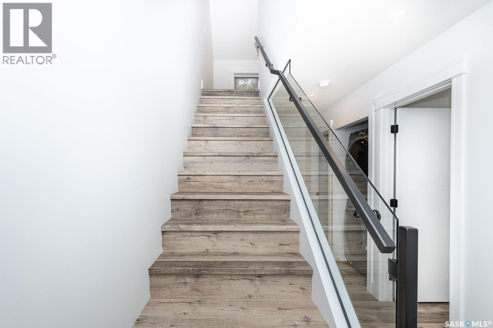 #1003 Osler STREET - 12