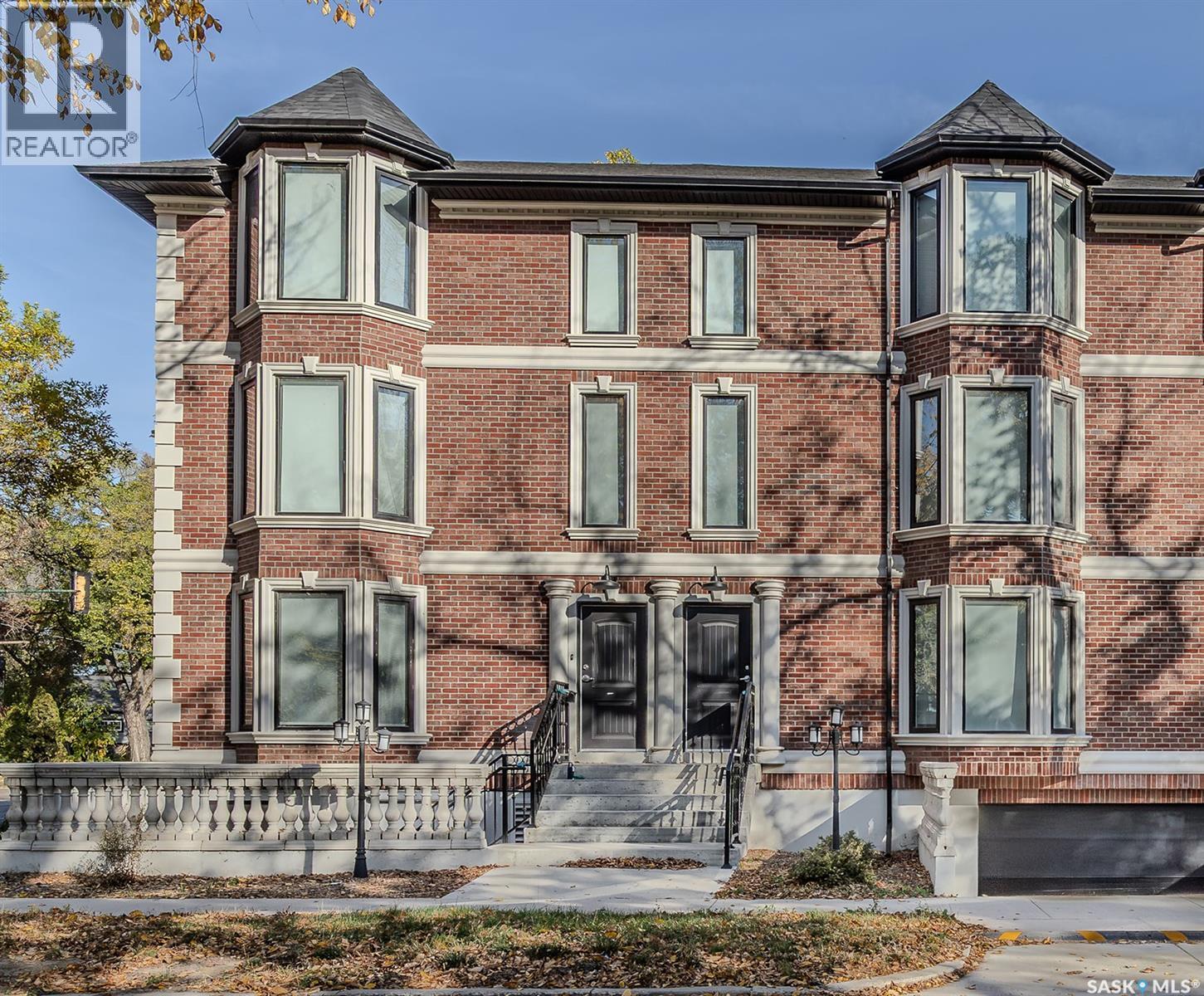 #1003 Osler STREET - 2