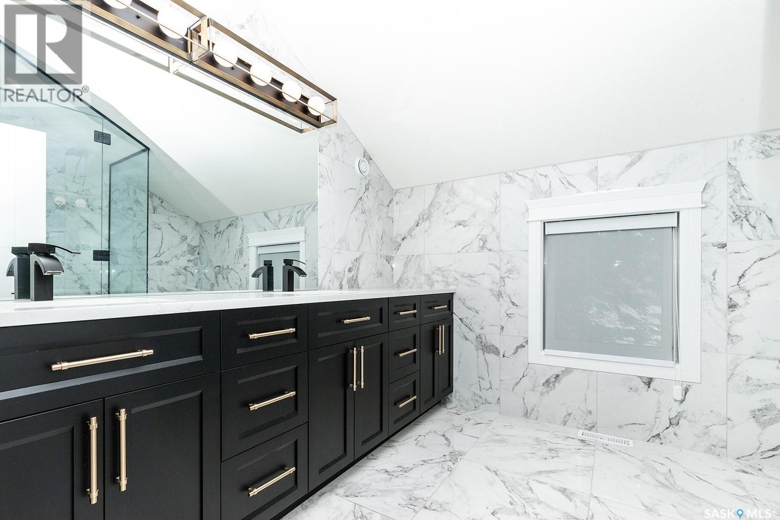 #1003 Osler STREET - 21