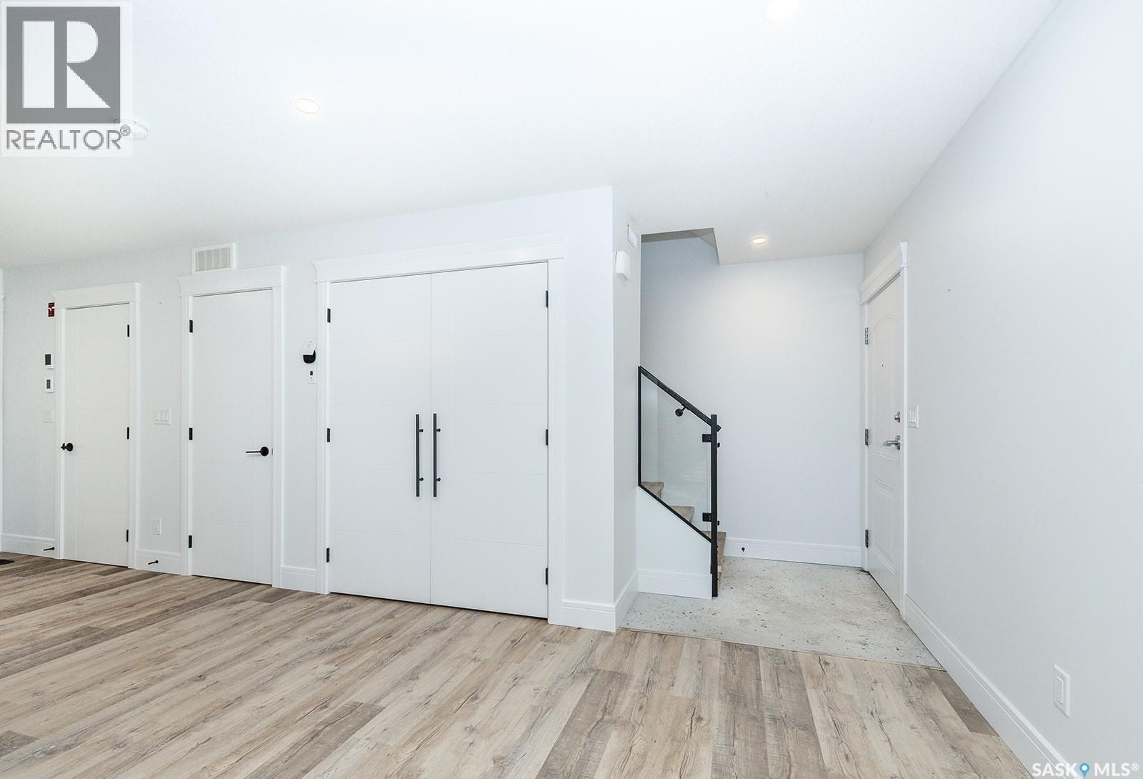 1001 Osler STREET - photo 5