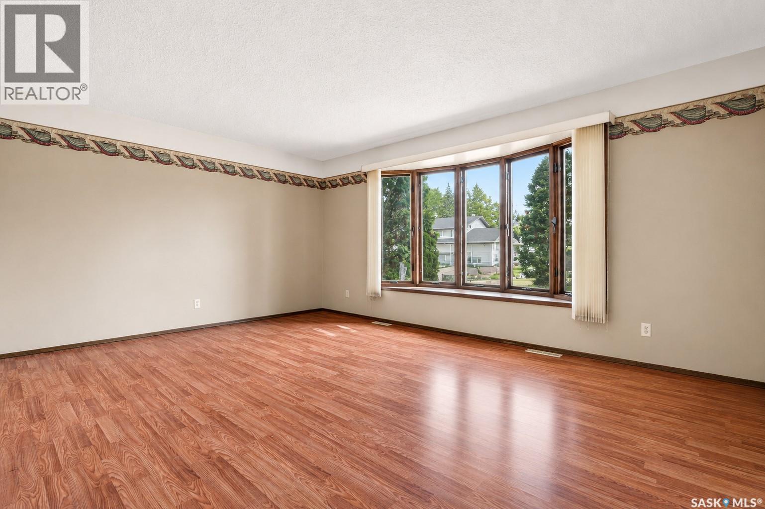 1373 Prince CRESCENT - 7