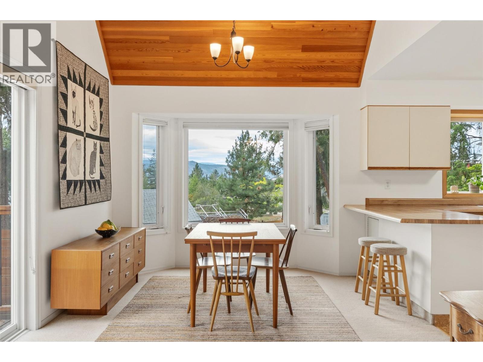 3070 Debeck Road - 19