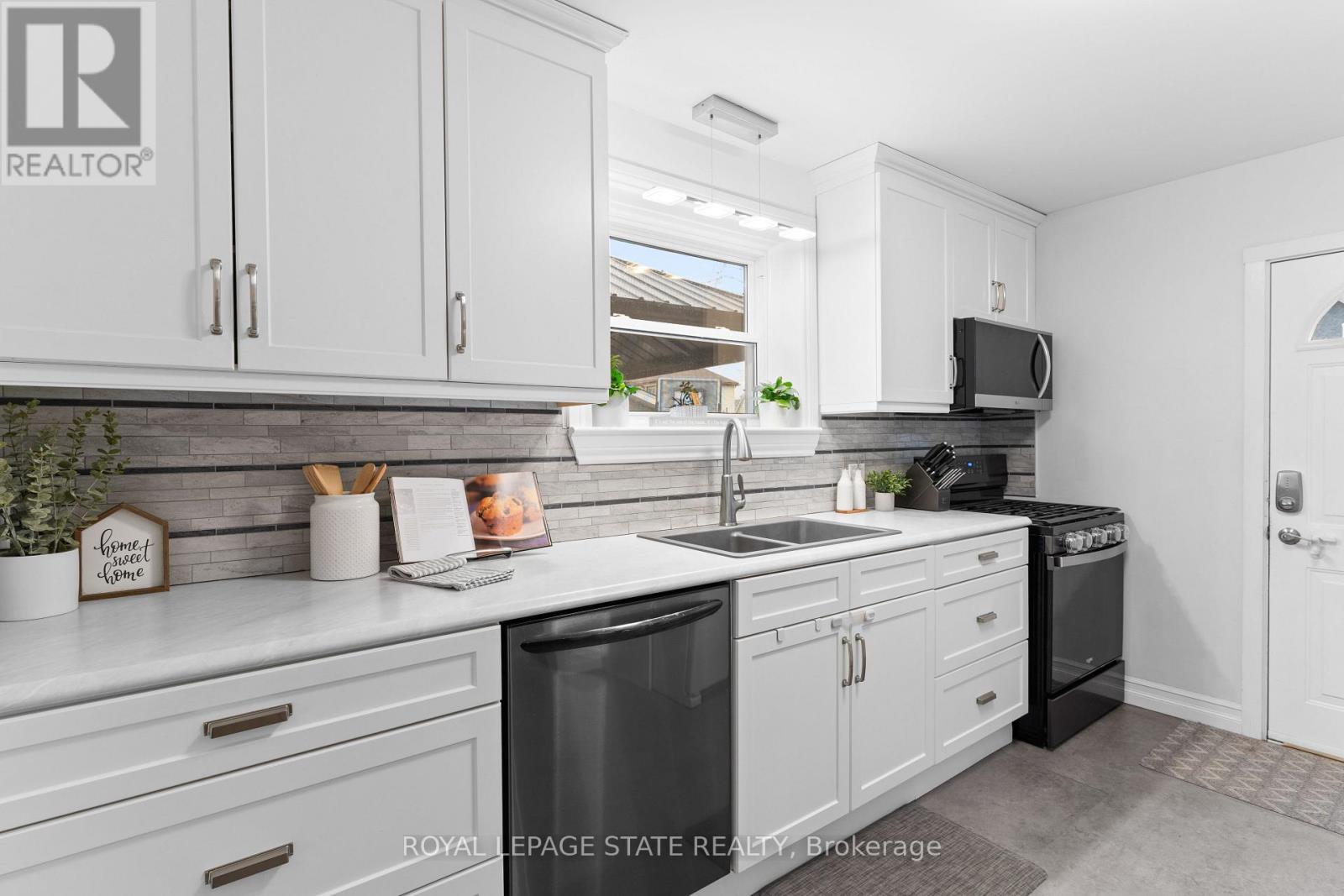 109 WILTON AVENUE - 16