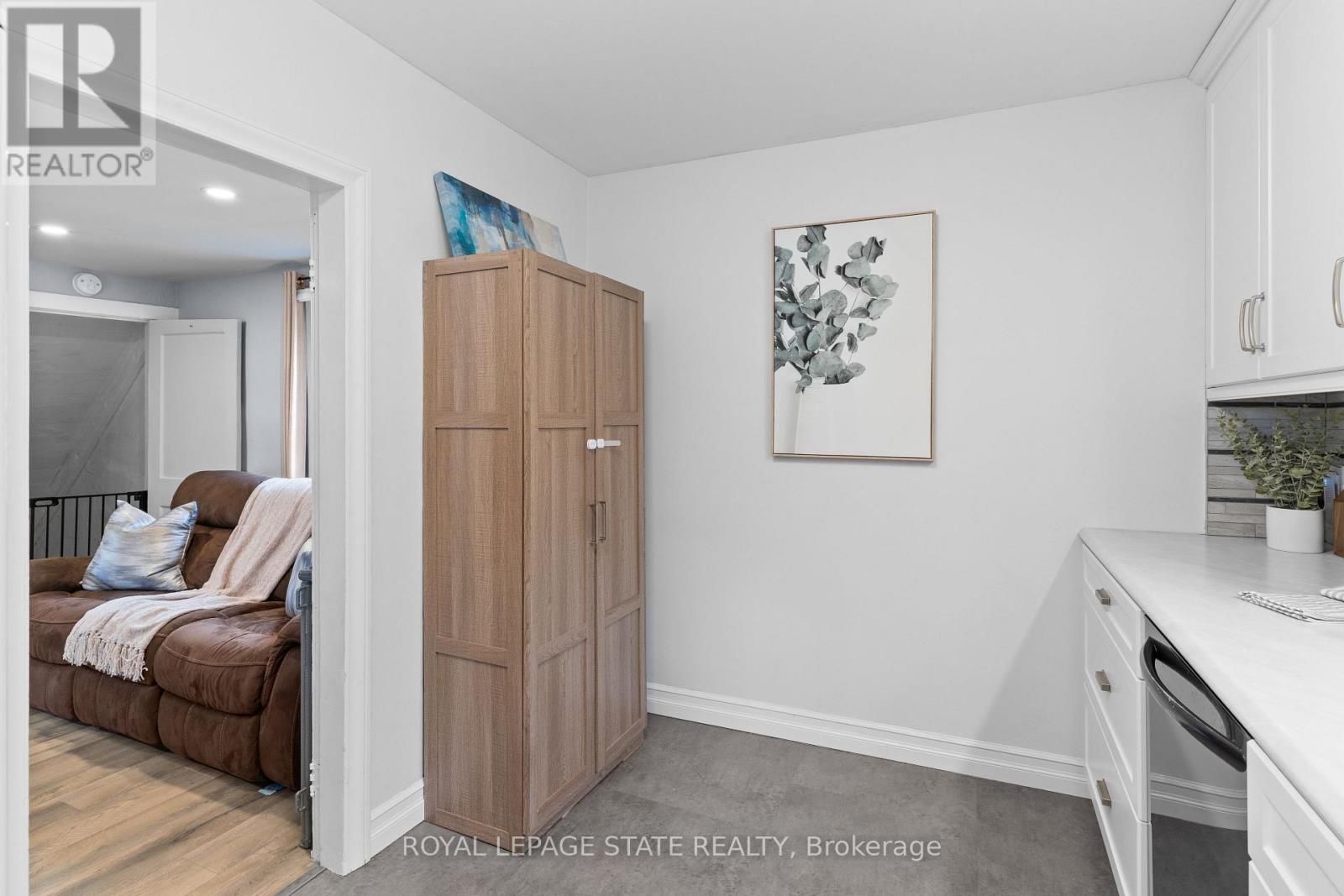 109 WILTON AVENUE - 18