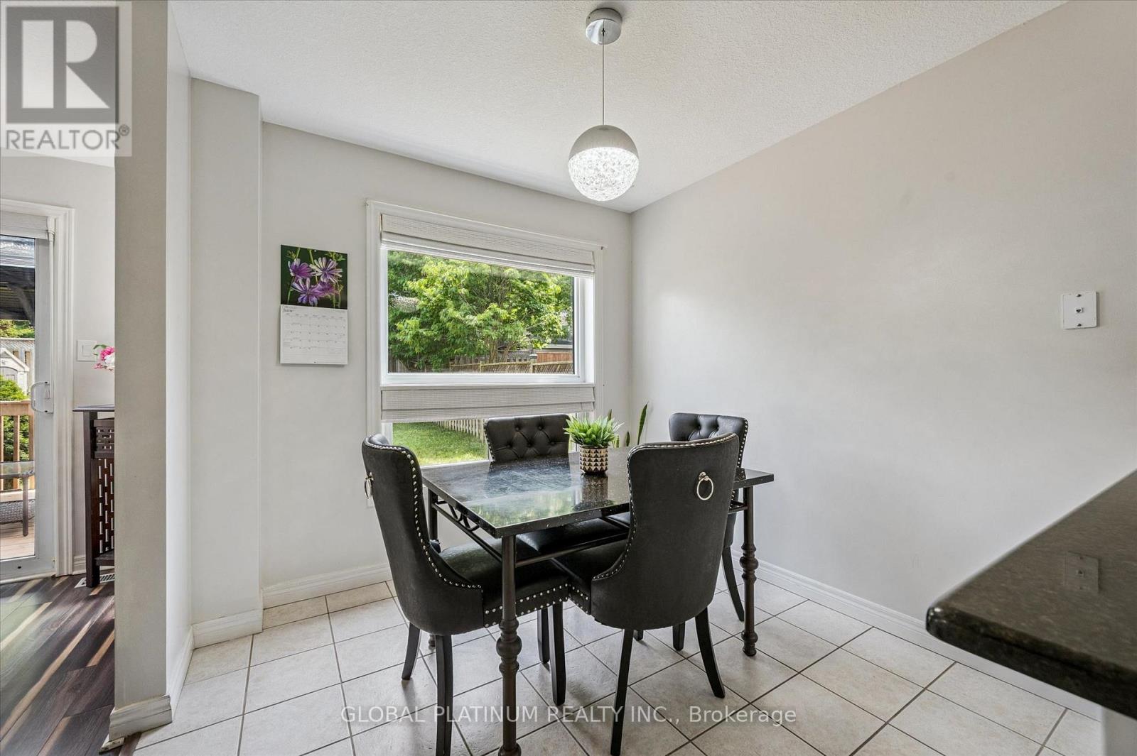 244 DOON SOUTH DRIVE - 13