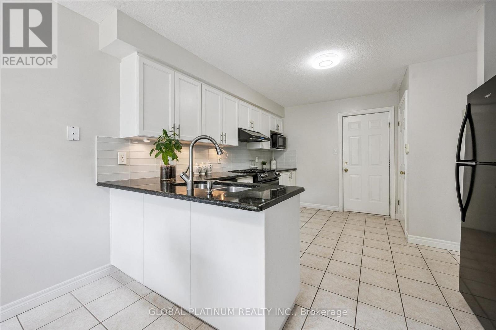 244 DOON SOUTH DRIVE - 14