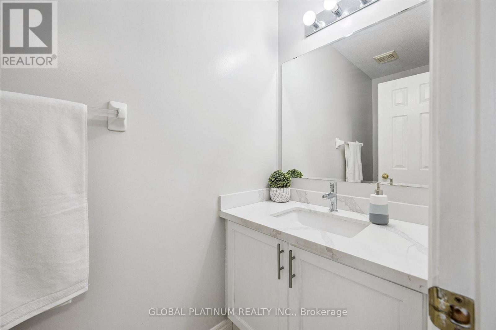 244 DOON SOUTH DRIVE - 15