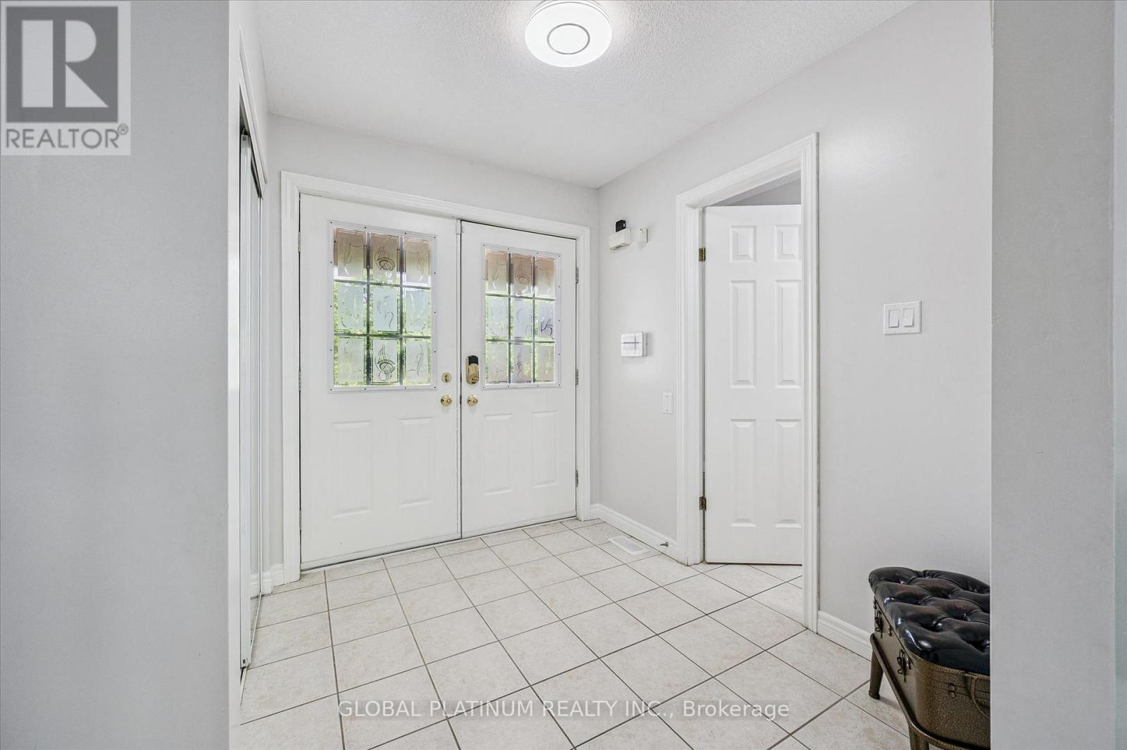 244 DOON SOUTH DRIVE - 4