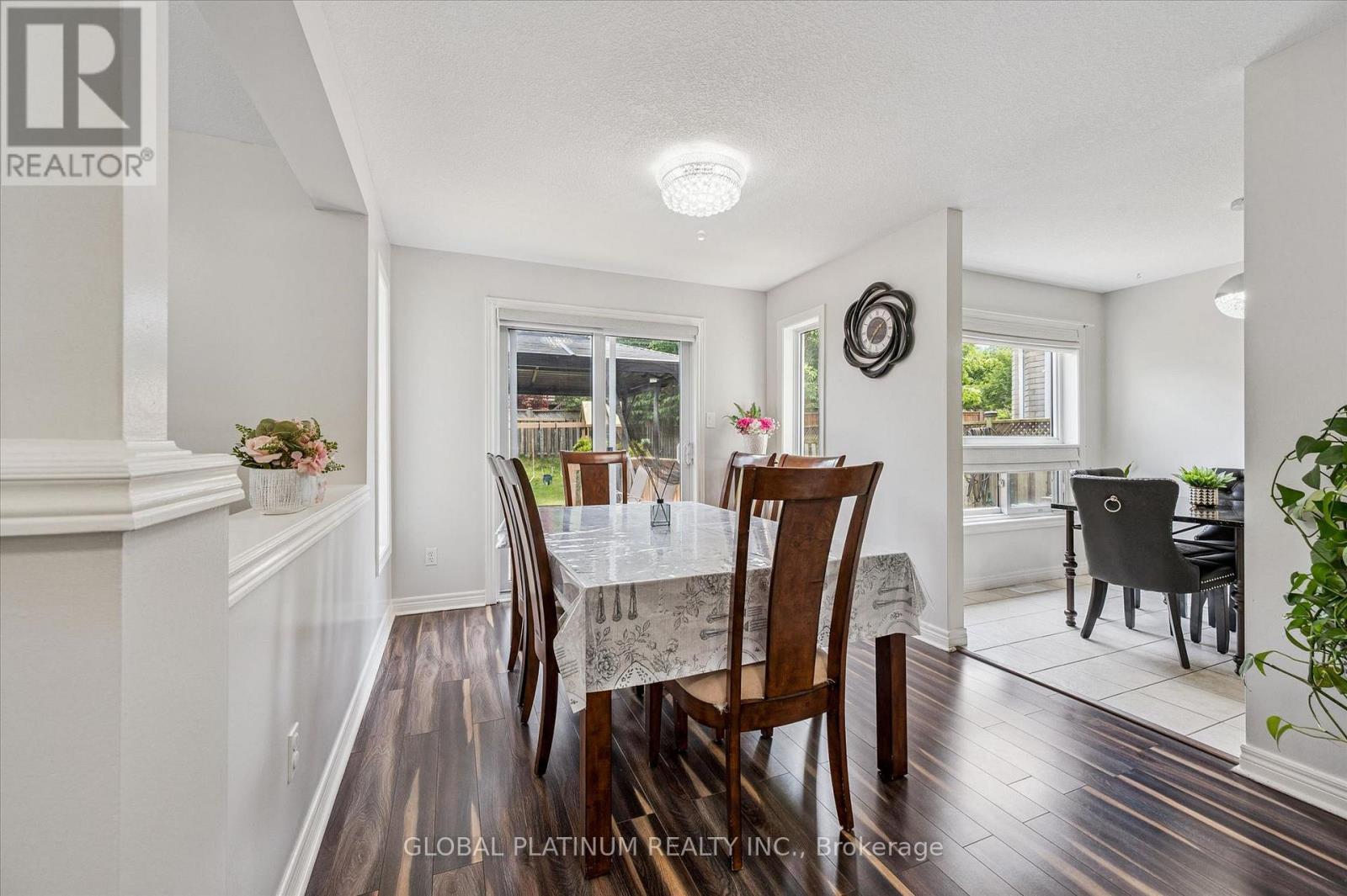244 DOON SOUTH DRIVE - 9