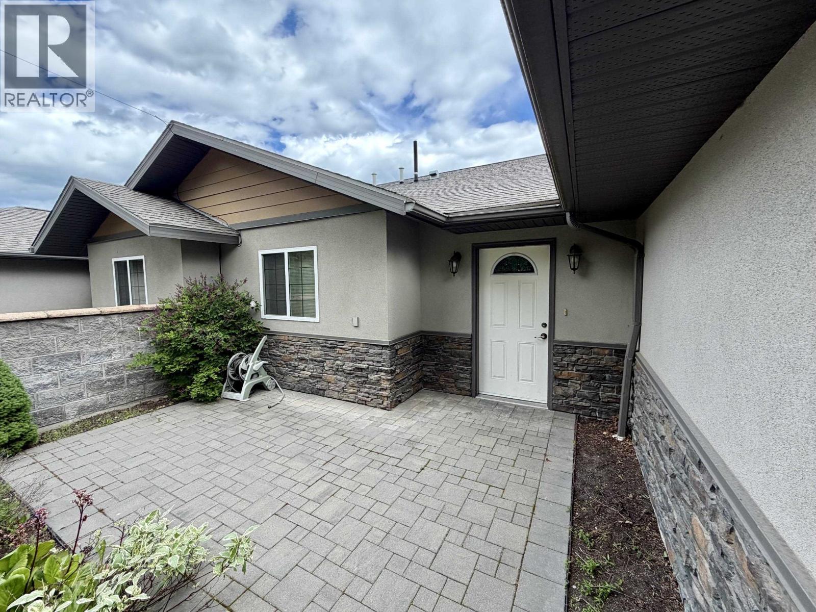 #A-B 3640 VICTORIA DRIVE - 7