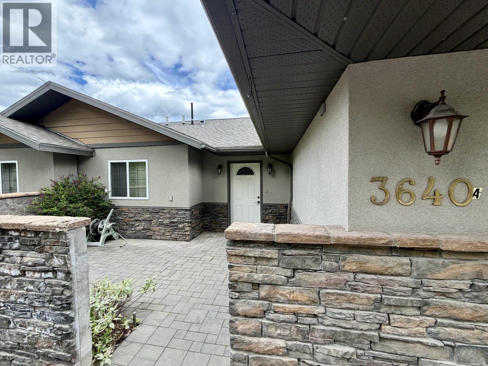 #A-B 3640 VICTORIA DRIVE - 6