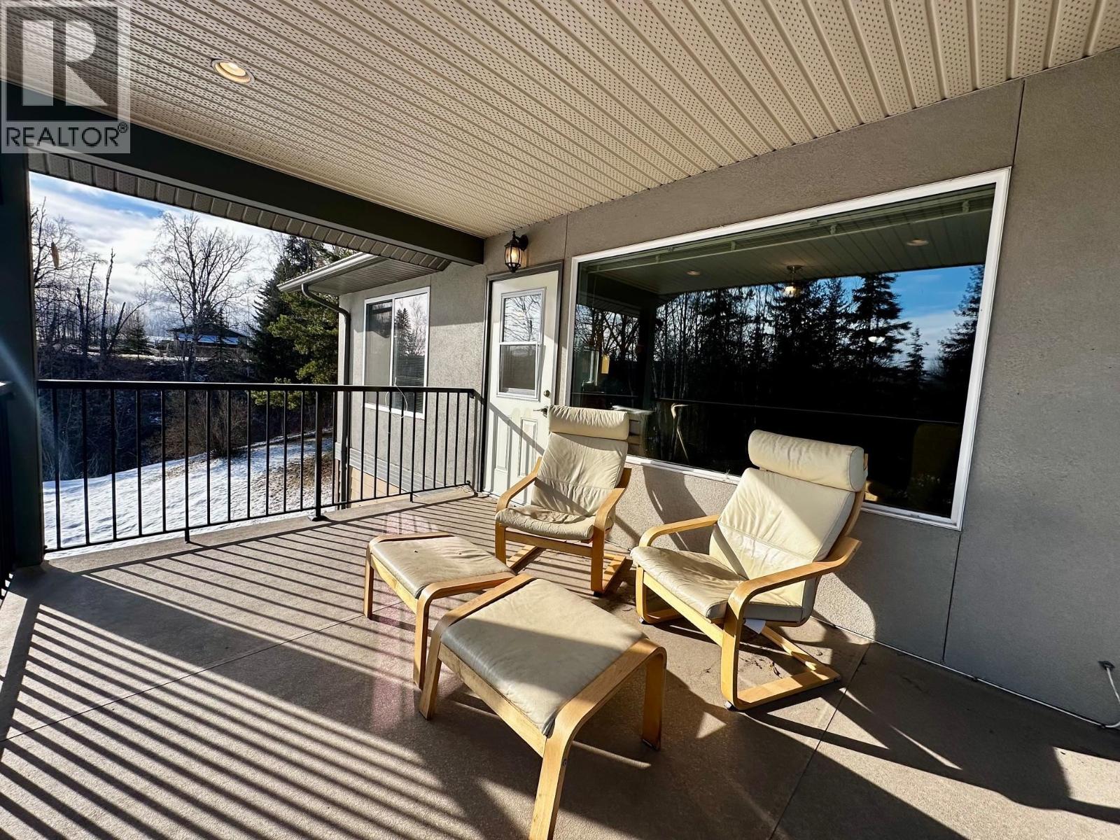 #A-B 3640 VICTORIA DRIVE - 14
