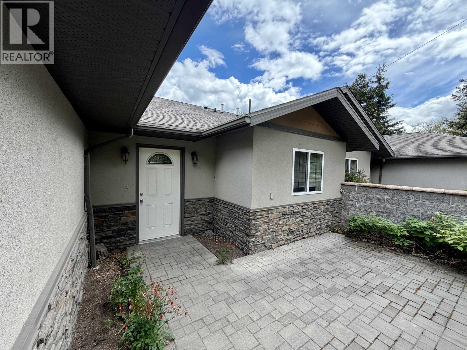 #A-B 3640 VICTORIA DRIVE - 18