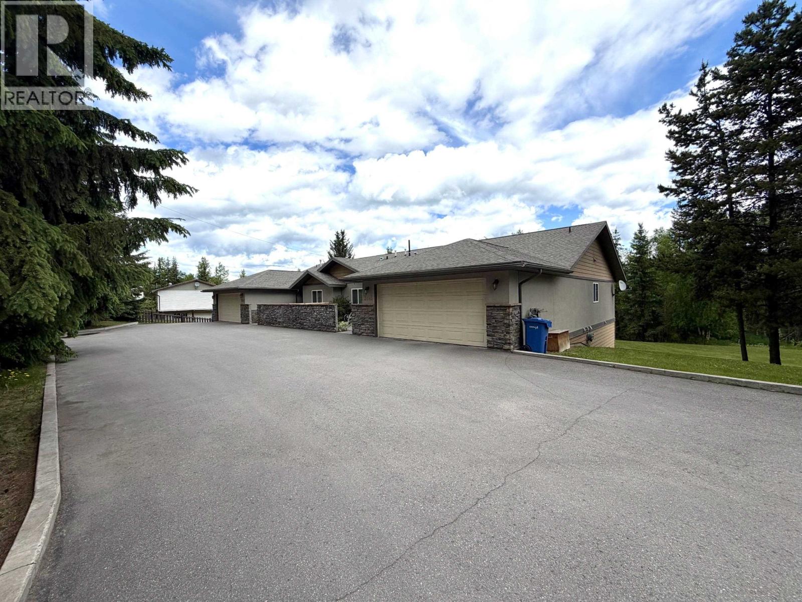 #A-B 3640 VICTORIA DRIVE - 3