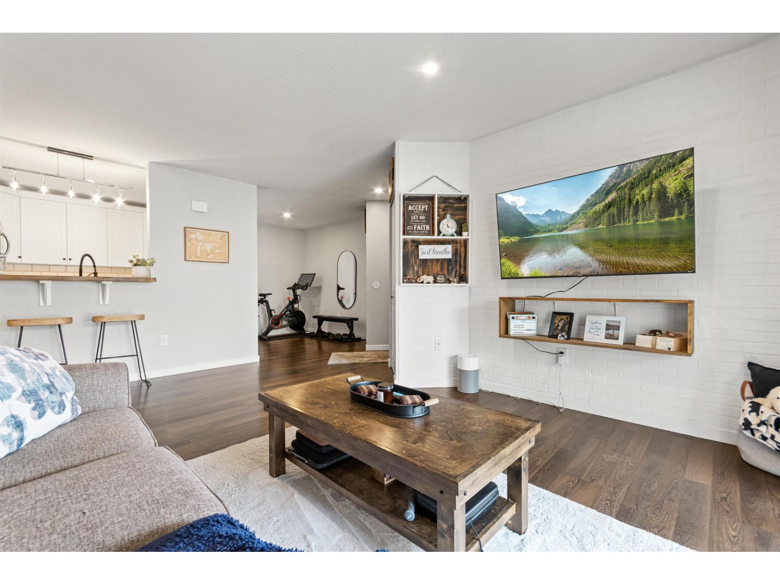 50 45640 STOREY AVENUE, Sardis West Vedder