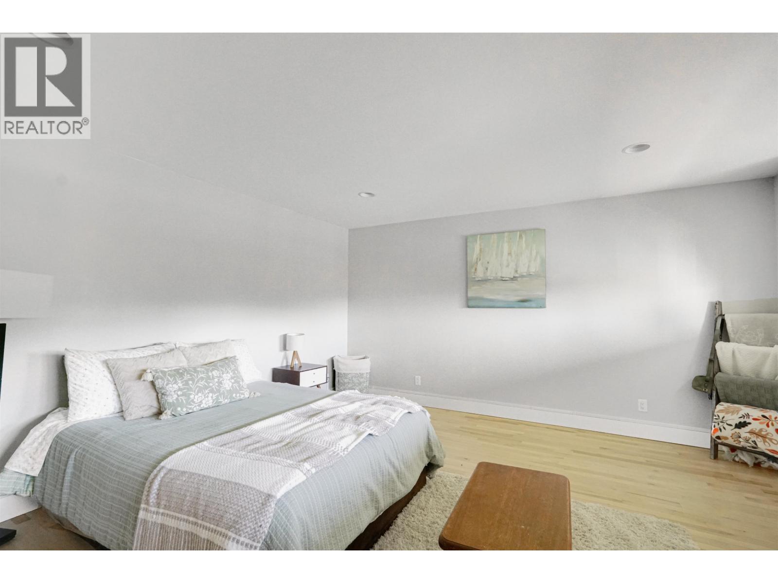 39 PARTRIDGE STREET - 25