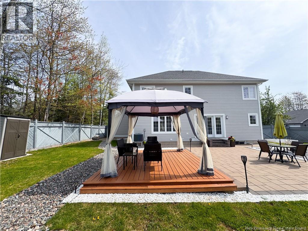 6 Willowdale Court - 46