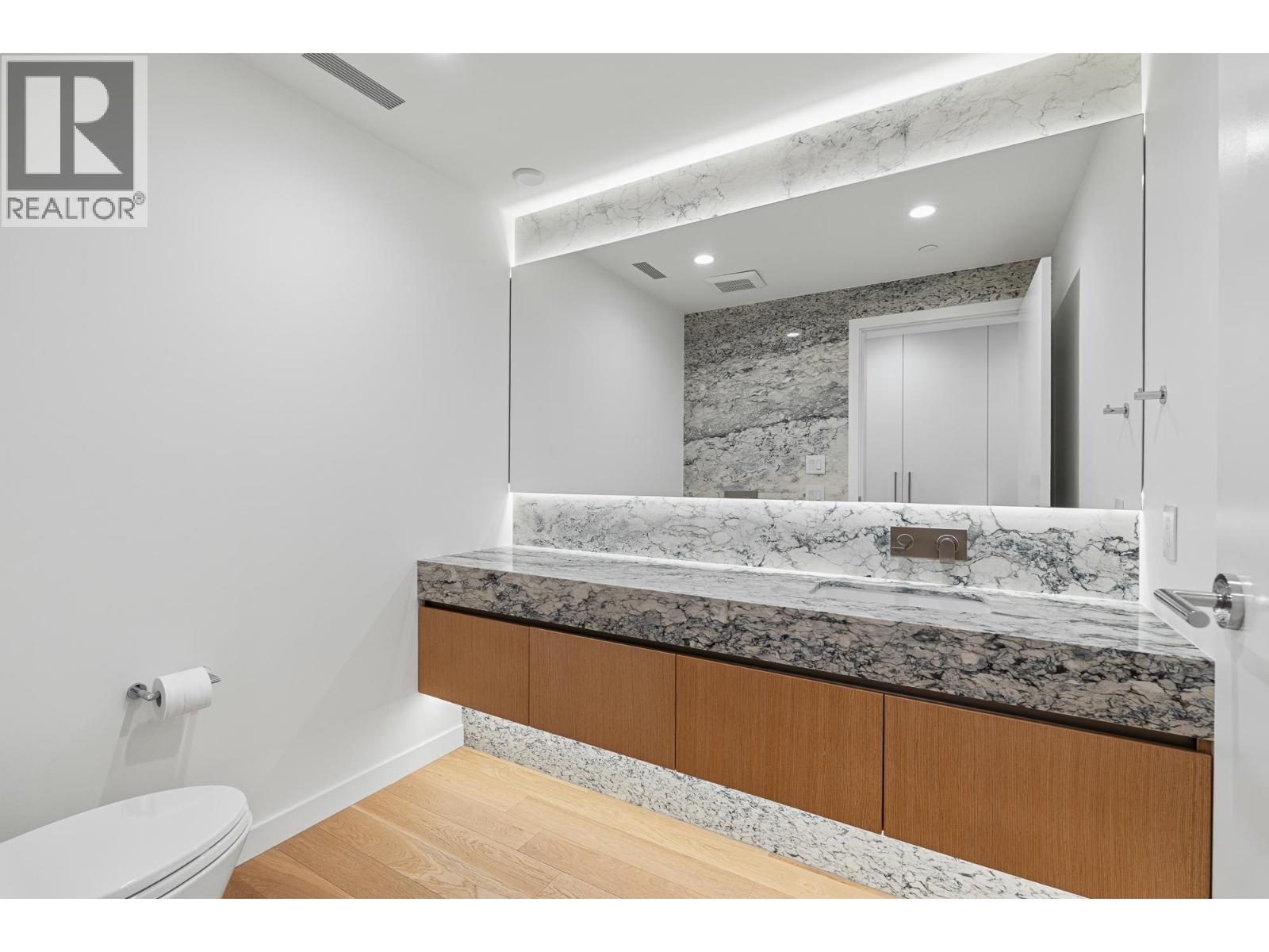 1100 3963 UPLANDS WAY, West Vancouver