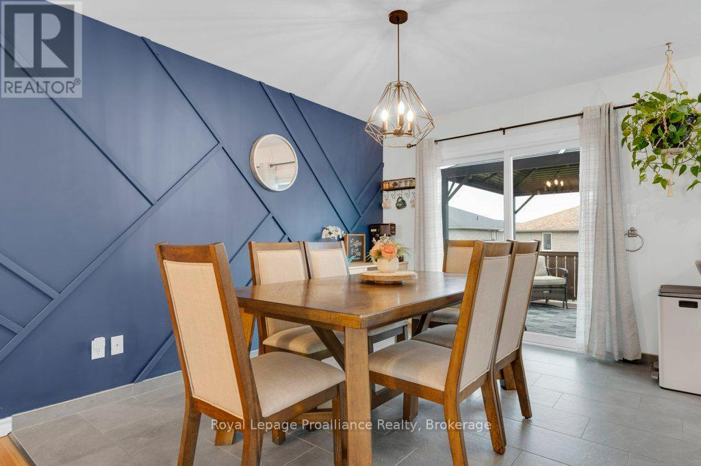 35 RIDGEVIEW LANE - 13
