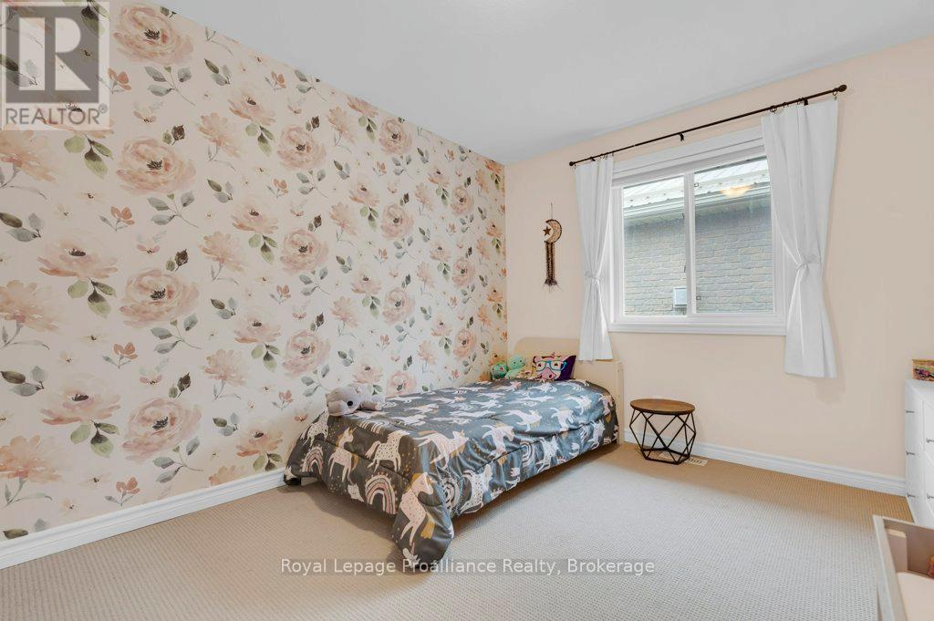 35 RIDGEVIEW LANE - 19