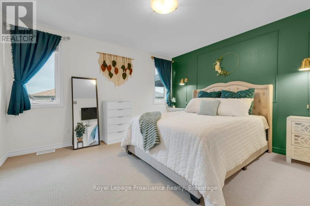 35 RIDGEVIEW LANE - 21