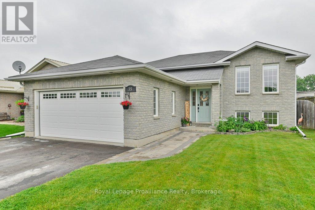 35 RIDGEVIEW LANE - 3