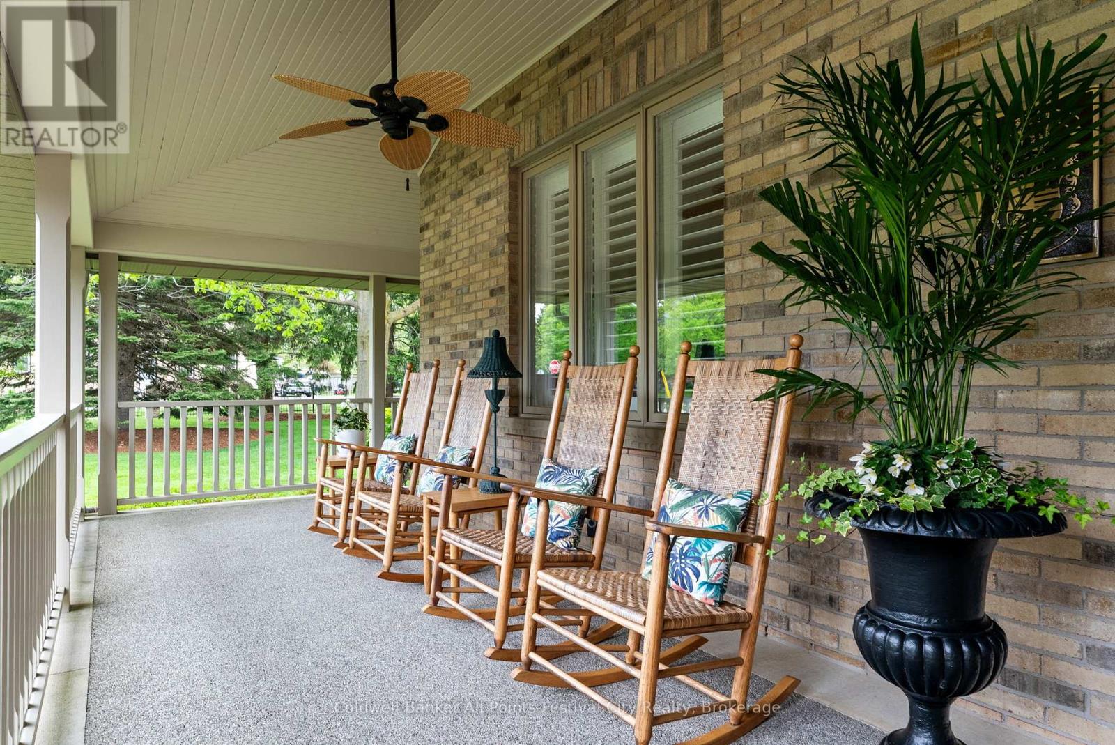 259 DINSLEY STREET - 4