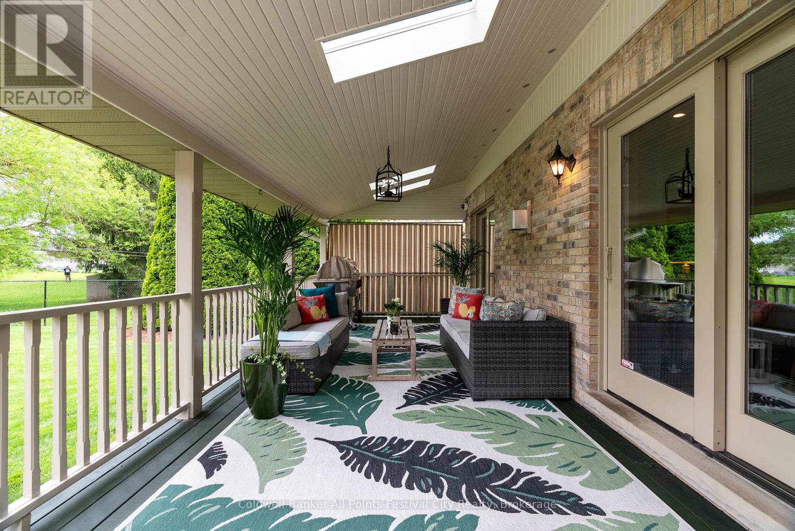 259 DINSLEY STREET - 41