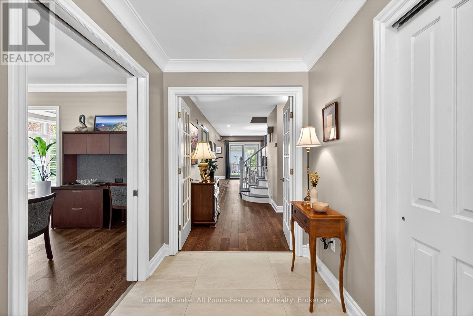 259 DINSLEY STREET - 6