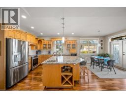 Entrance - 91 Larwood Rd, Campbell River, BC V9W1S3 Photo 6