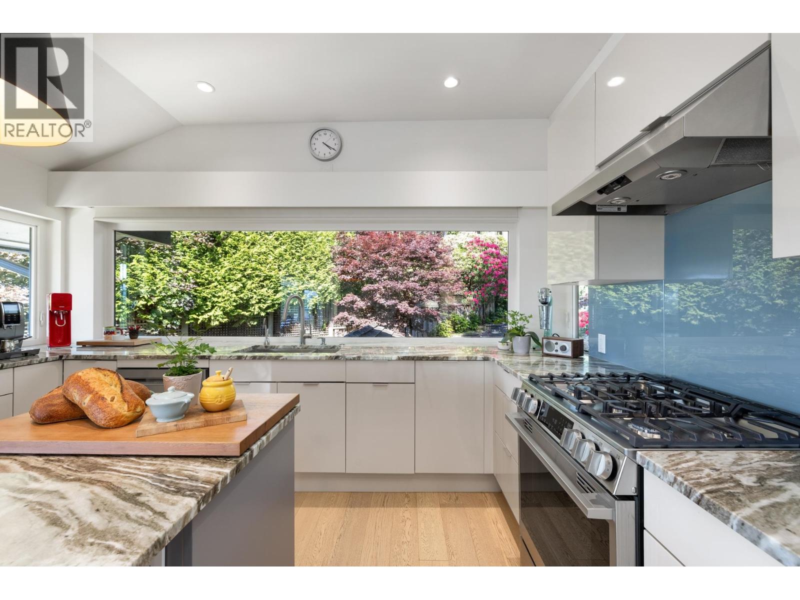 6485 MADRONA CRESCENT, West Vancouver