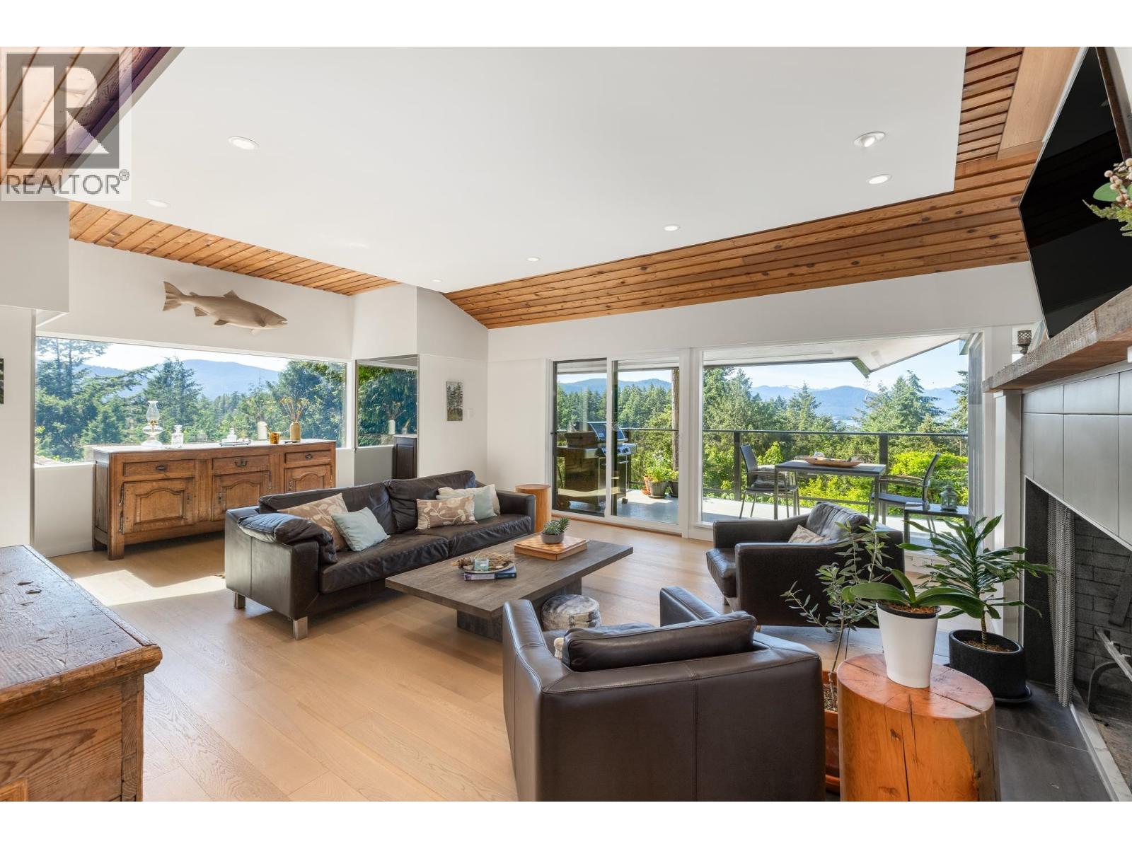 6485 MADRONA CRESCENT, West Vancouver