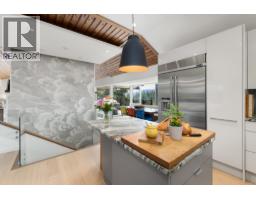 6485 Madrona Crescent, West Vancouver, BC V7W2J7 Photo 11