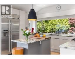 6485 Madrona Crescent, West Vancouver, BC V7W2J7 Photo 12