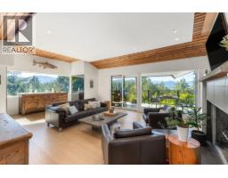 6485 Madrona Crescent, West Vancouver, BC V7W2J7 Photo 18