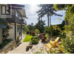6485 Madrona Crescent, West Vancouver, BC V7W2J7 Photo 39