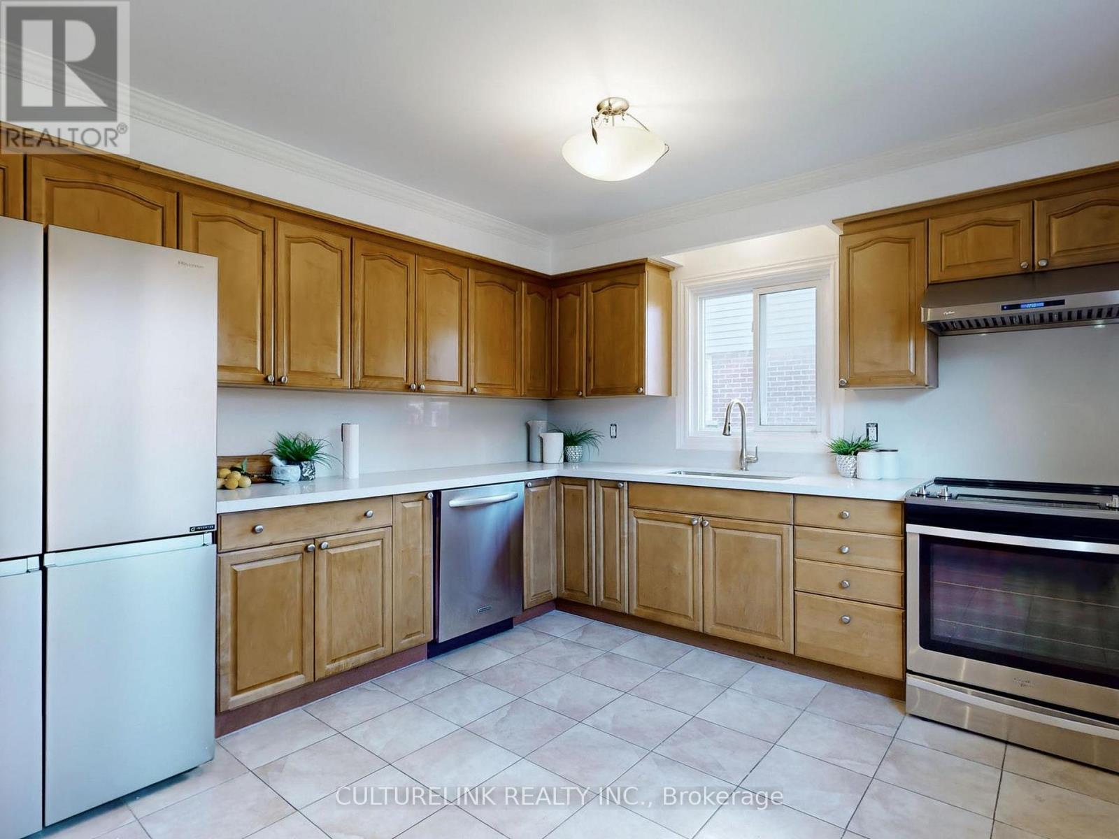 5 HAVEN HILL SQUARE - 13