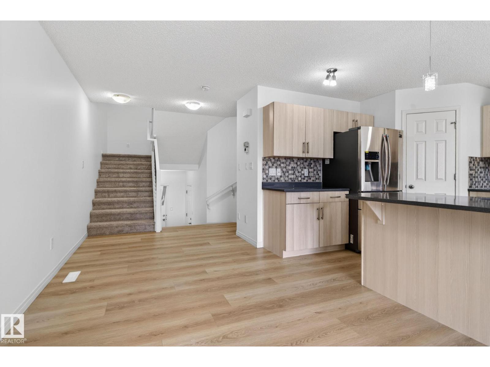 3806 POWELL WD SW - 16
